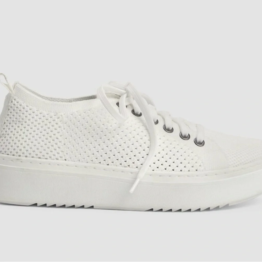 Eileen Fisher White Women's Sneakers - Picture 2 of 10